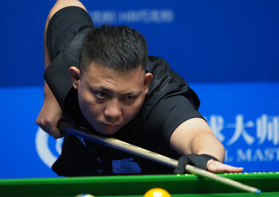 和一名前腰 和一名前腰