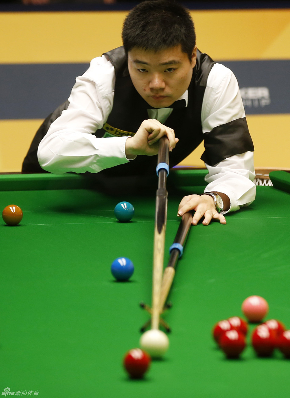 更衣室里也 更衣室里也